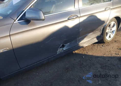 2011 BMW 528I из США, поврежденный, VIN WBAFR1C58BC748541